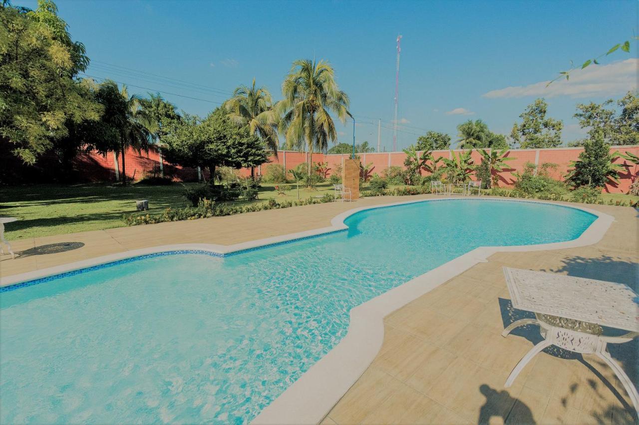 Rancho Guacamayos Hotel & Restaurantes Bonao Zewnętrze zdjęcie